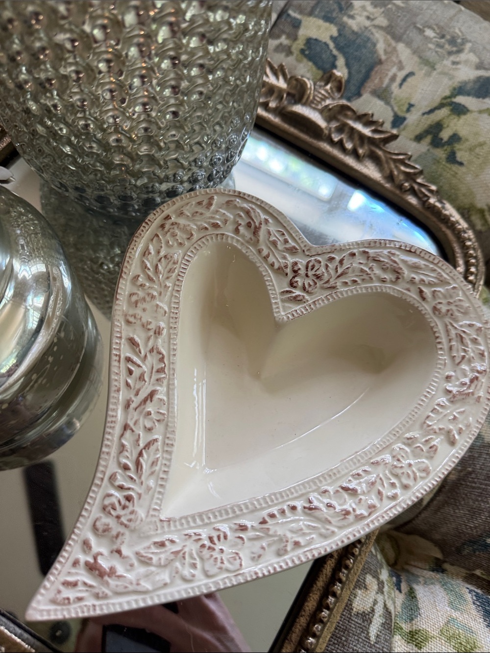 Heart-Shaped Trinket Dish in Cream with Distressed Pink Accents